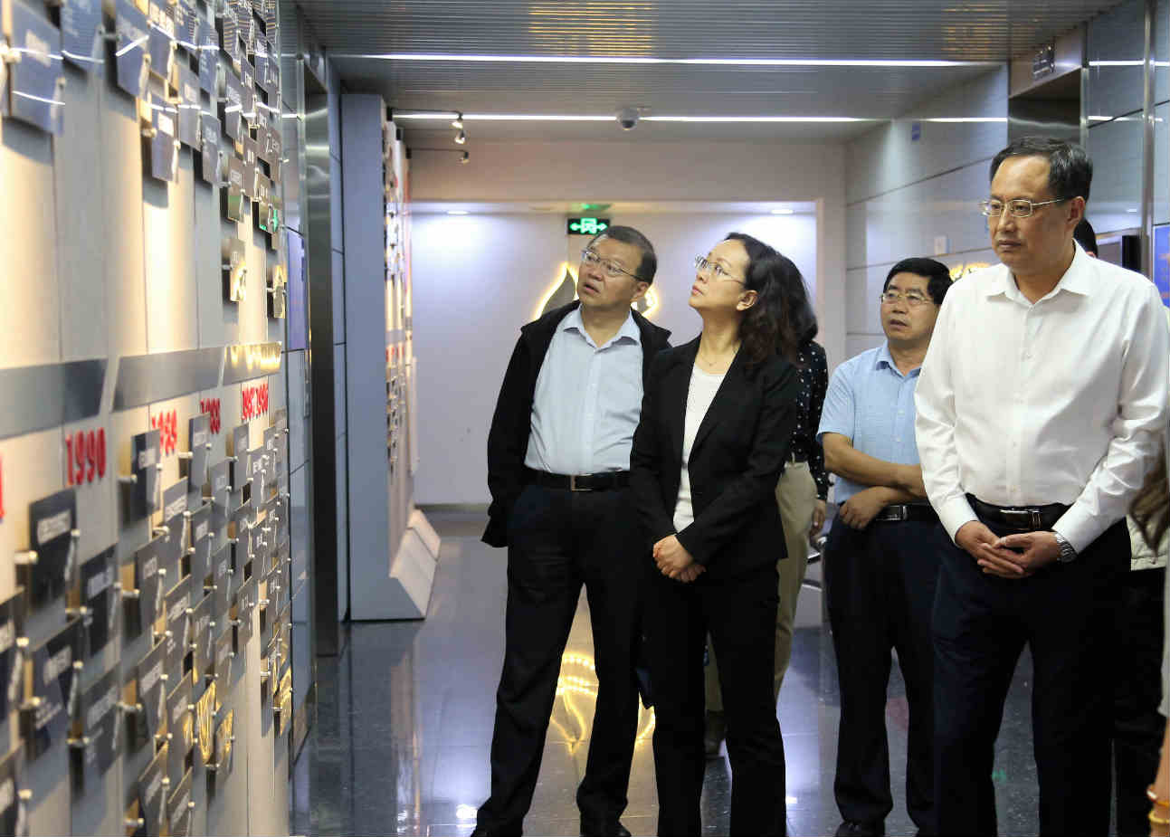 青海省廣播電影電視局局長(zhǎng)申紅興一行調(diào)研山影集團(tuán)