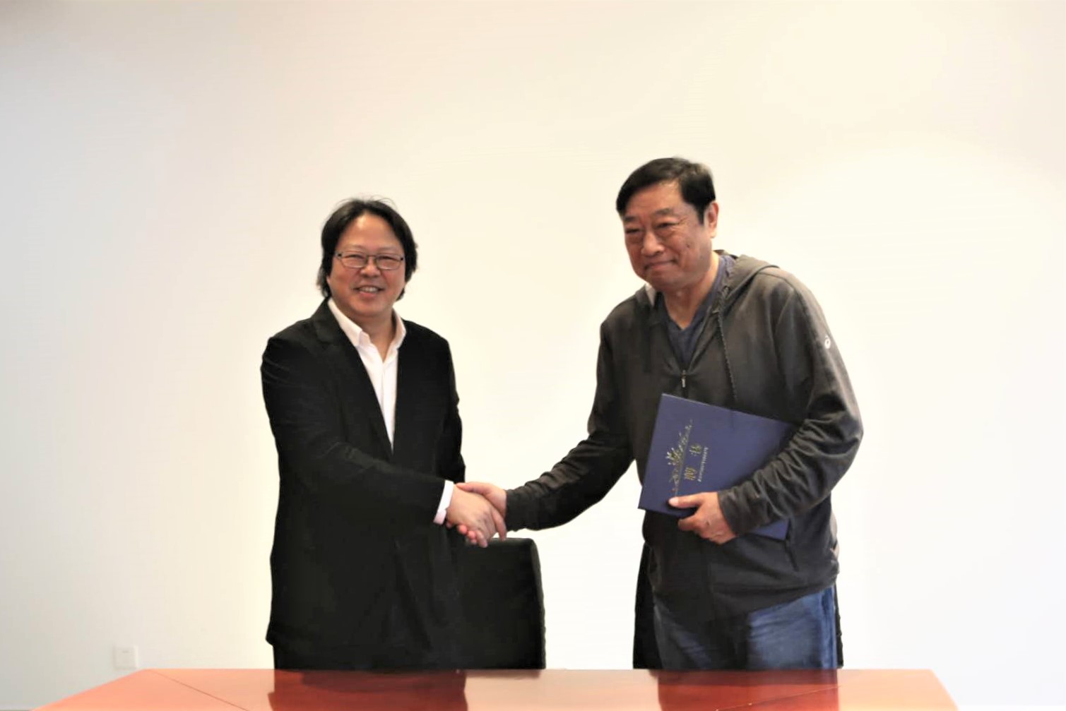 集團(tuán)與山藝聯(lián)合辦學(xué)新進(jìn)展：電影學(xué)院新聘院長(zhǎng)書記到崗上任