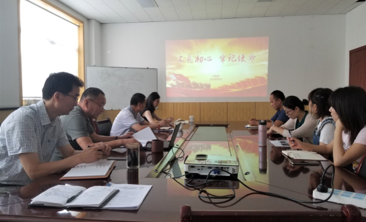 山東影視傳媒集團(tuán)領(lǐng)導(dǎo)帶頭上專(zhuān)題黨課 推動(dòng)“不忘初心、牢記使命”主題教育深入扎實(shí)開(kāi)展 山東影視傳媒集團(tuán)領(lǐng)導(dǎo)帶頭上專(zhuān)題黨課 推動(dòng)“不忘初心、牢記使命”主題教育深入扎實(shí)開(kāi)展