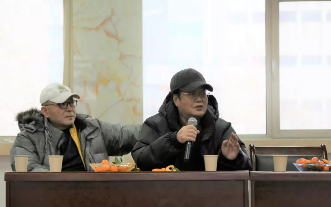 山影集團召開老干部迎新春座談會