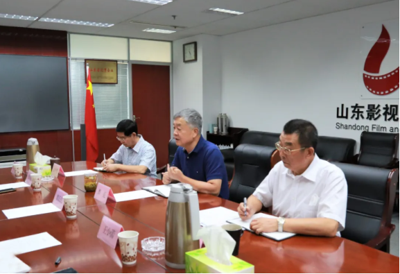 省委宣傳部副部長魏長民帶領部政策法規研究室同志來山影集團調研指導 省委宣傳部副部長魏長民帶領部政策法規研究室同志來山影集團調研指導
